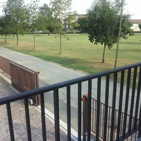 Gaietta Alojamento de Acomodação e Pequeno-almoço Frassineto Po